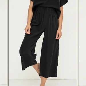 Elizabeth Suzann Florence Black 100% Silk Wide Leg Pull On Pants Size XS/Small